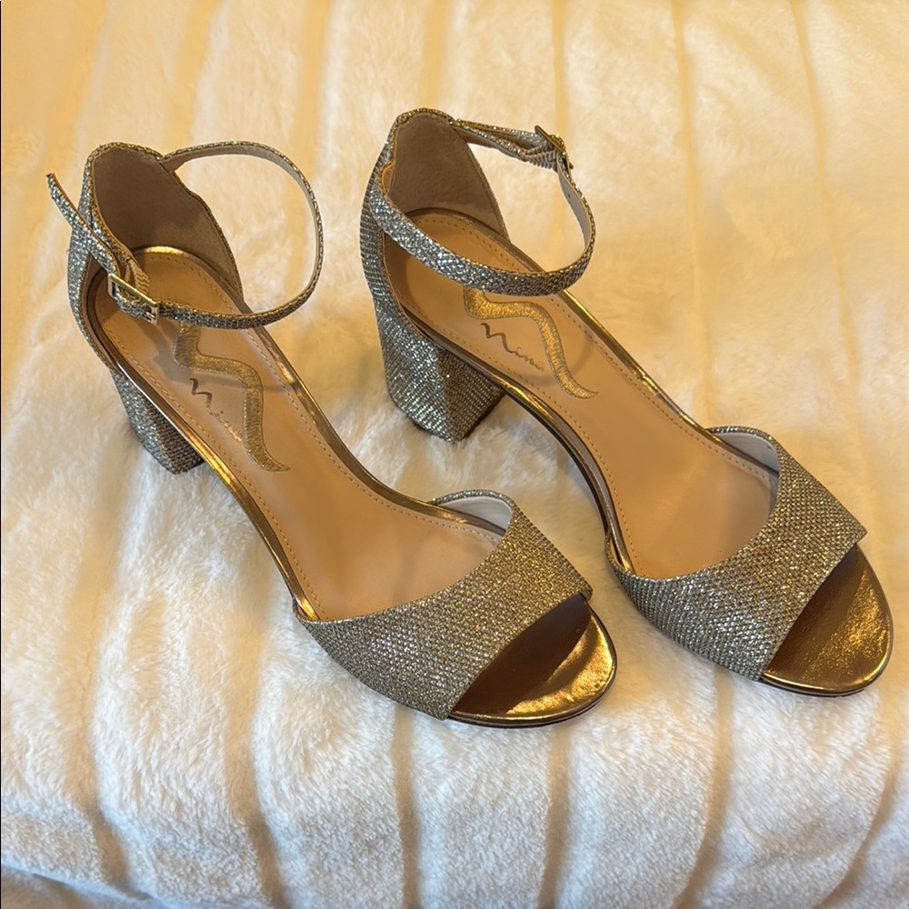 Gold Sparkle Prom Heels